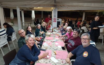 CENA CON COMPAÑEROS Y AMIGOS DE LA MESA